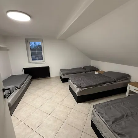 Apartamento !levné A Dostupné Ubytovaní